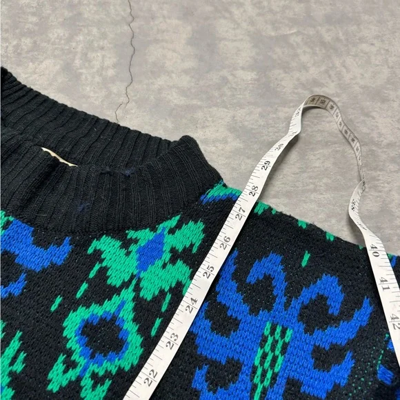 Kaos Black and Green Crewneck Sweater - Picture 5 of 5